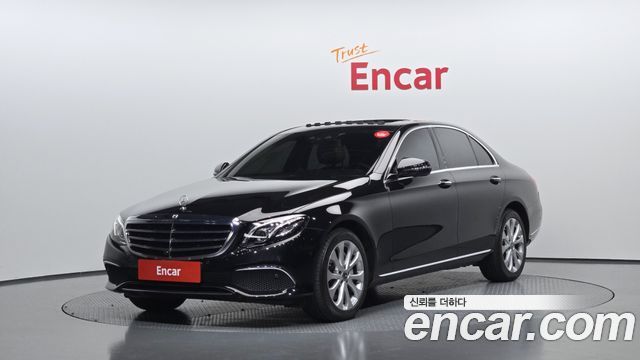 Mercedes-Benz E-Class (W213) E300 4MATIC Exclusive 2019 — фото 1