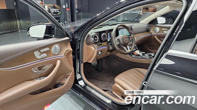 Mercedes-Benz E-Class (W213) E300 4MATIC Exclusive 2019 — фото 10