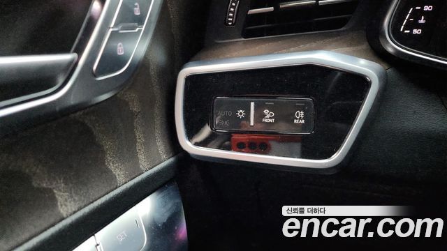 Audi A6 (C8) 40 TDI Quattro Premium 2022 — фото 18