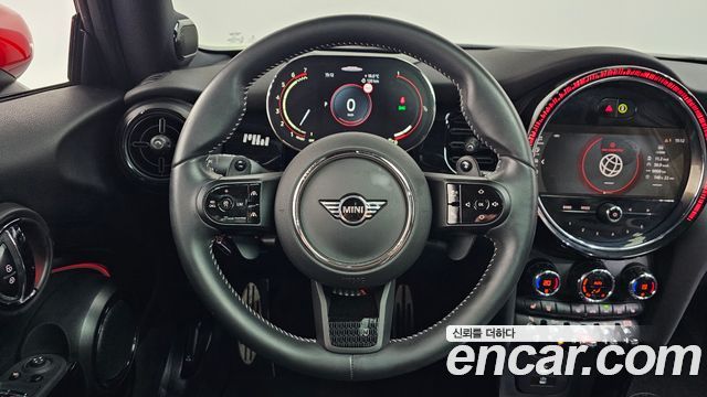 MINI Cooper S JCW Pat Moss Edition 3rd 2023 — фото 12