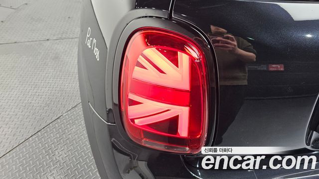 MINI Cooper S JCW Pat Moss Edition 3rd 2023 — фото 23