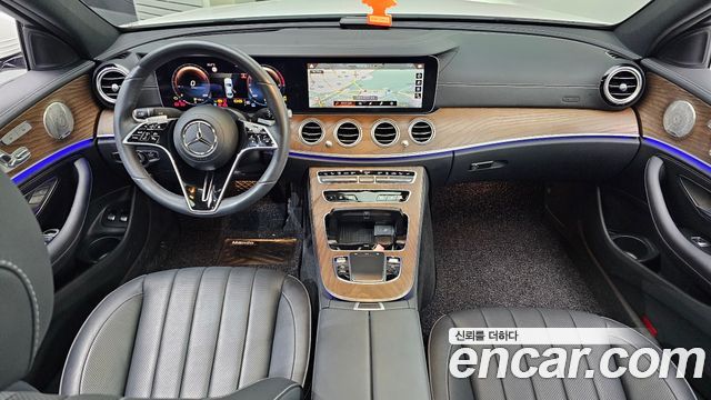 Mercedes-Benz E-Class (W213) E300e 4MATIC Exclusive 2023 — фото 7