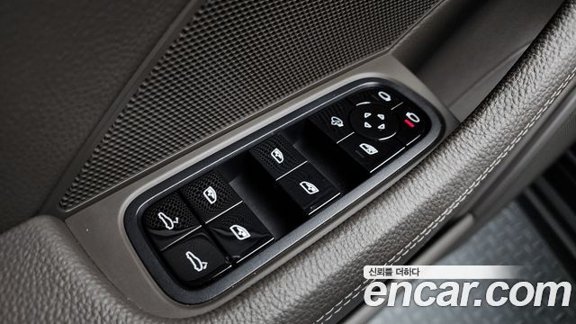 Porsche Panamera (971) 2.9 4S 2018 — фото 35