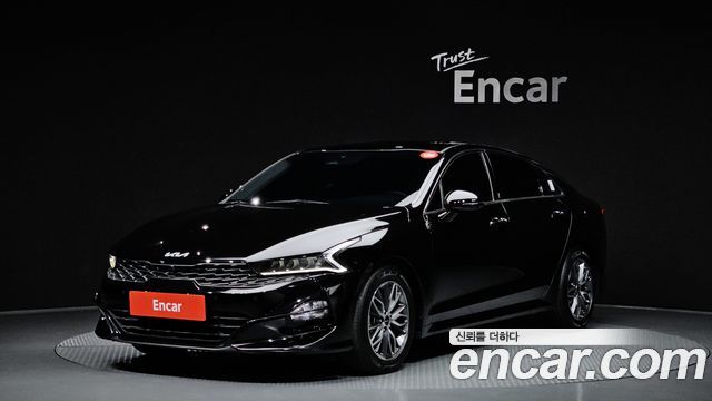 Kia K5 (III) 2.0 Noblesse 2023 — фото 1