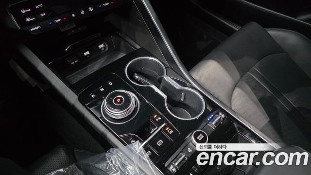 Kia K5 (III) 2.0 Noblesse 2023 — фото 9