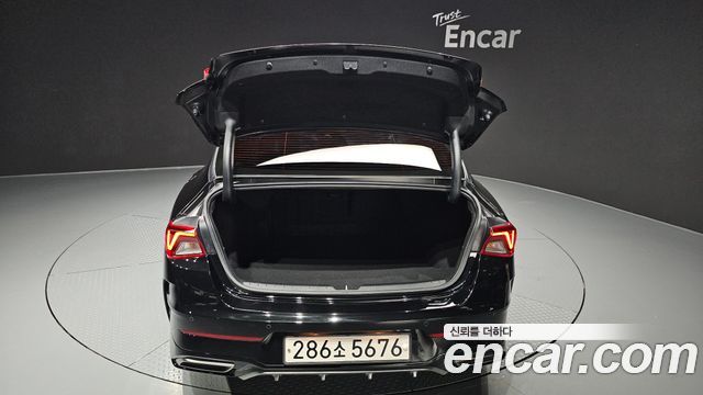 Kia K5 (III) 2.0 Noblesse 2023 — фото 30