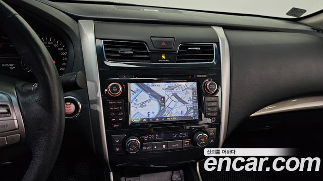 Nissan Altima 2.5 Tech L33 2016 — фото 14