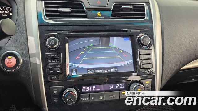 Nissan Altima 2.5 Tech L33 2016 — фото 15