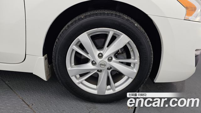 Nissan Altima 2.5 Tech L33 2016 — фото 21