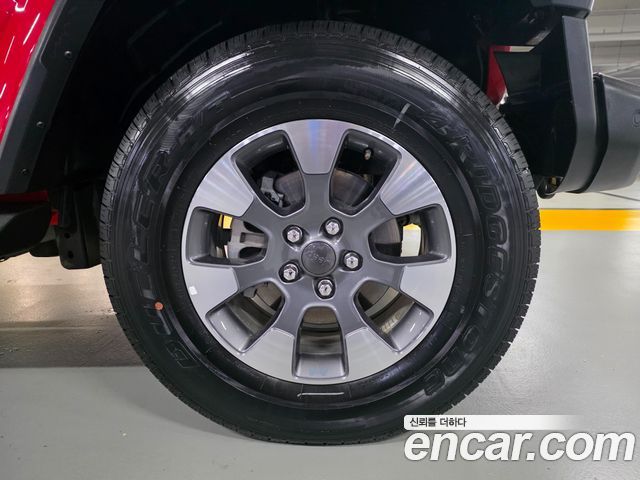 Jeep Wrangler (JL) 2.0 Overland Power Top 4Door 2023 — фото 24