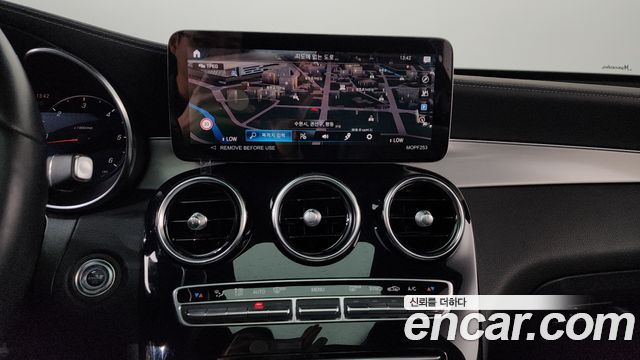 Mercedes-Benz GLC-Class (X253) GLC220 d 4MATIC 2022 — фото 12
