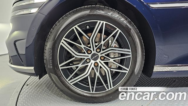 Genesis G90 (RS4) Gasoline 3.5 Turbo AWD 2023 — фото 5