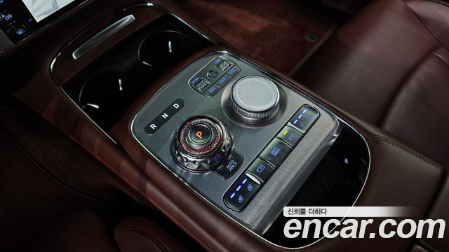 Genesis G90 (RS4) Gasoline 3.5 Turbo AWD 2023 — фото 9