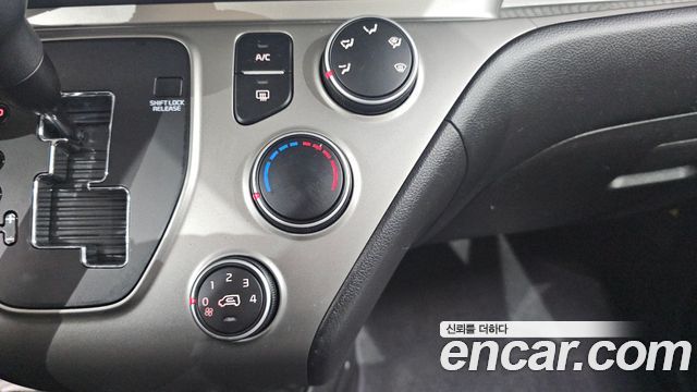 Kia Ray Prestige 2022 — фото 20