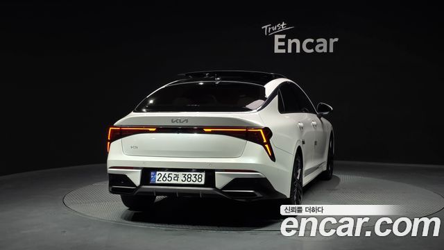 Kia K5 (III) 1.6 Turbo Signature 2025 — фото 4