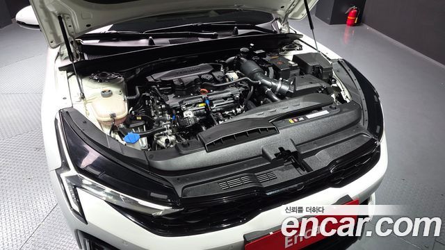 Kia K5 (III) 1.6 Turbo Signature 2025 — фото 6