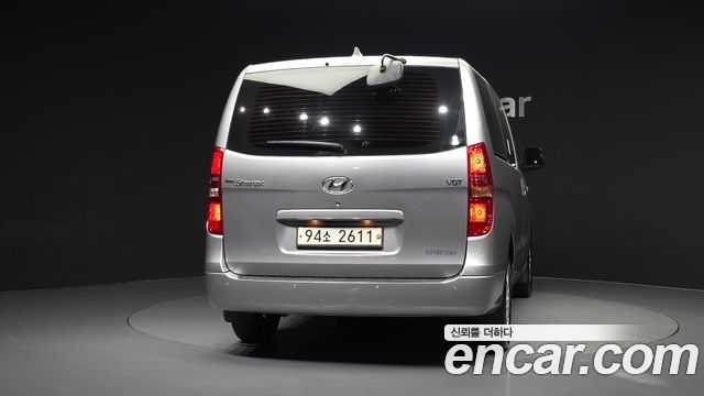 Hyundai Grand Starex Van 3-Seater Smart 2021 — фото 4