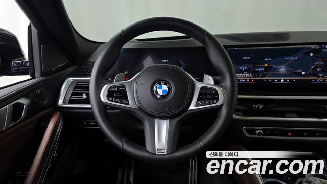 BMW X6 (G06) xDrive40i M Sport 2024 — фото 13
