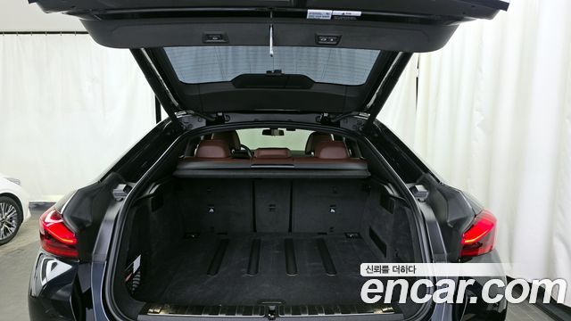 BMW X6 (G06) xDrive40i M Sport 2024 — фото 20