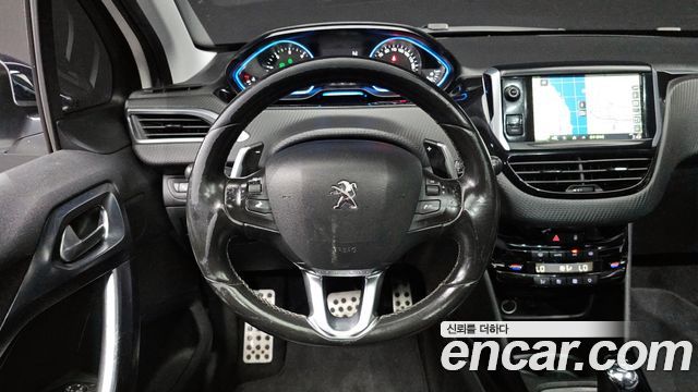 Peugeot 2008 1.6 e-HDi Feline L 2015 — фото 13