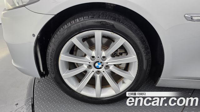 BMW 5 Series (F10) 528i 2015 — фото 5