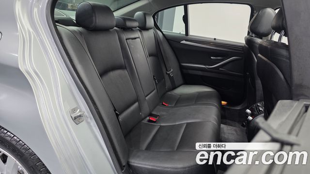 BMW 5 Series (F10) 528i 2015 — фото 12