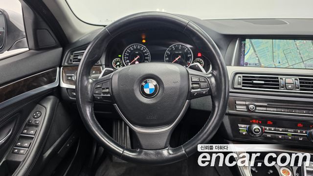 BMW 5 Series (F10) 528i 2015 — фото 13