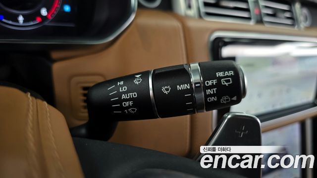 Land Rover Range Rover (IV) 4.4 SDV8 AB DIESEL 2018 — фото 16
