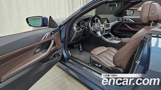 BMW 4 Series (G22) 420i M Sport Convertible 2023 — фото 10