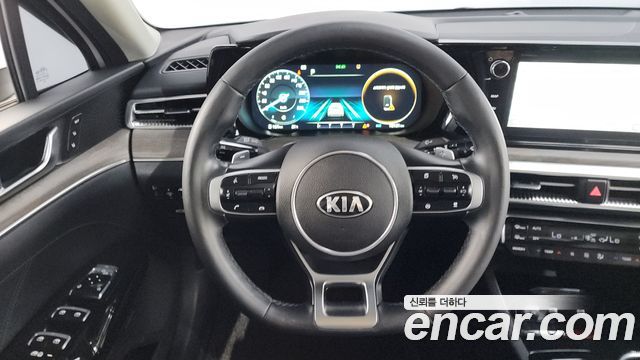 Kia K5 (III) 1.6 Turbo Signature 2021 — фото 17