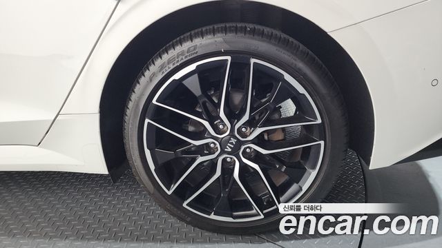 Kia K5 (III) 1.6 Turbo Signature 2021 — фото 27