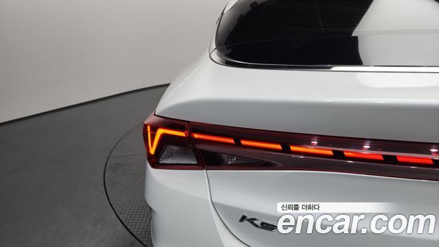 Kia K5 (III) 1.6 Turbo Signature 2021 — фото 29