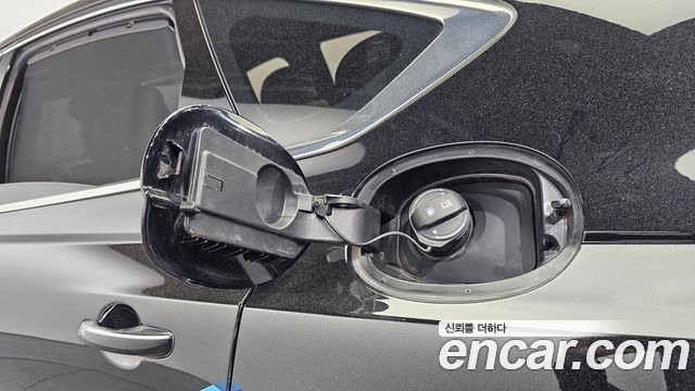 Genesis G80 (RG3) Gasoline 2.5 Turbo AWD 2022 — фото 14
