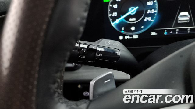 Kia Sportage Hybrid (V) Signature Gravity 2WD 2022 — фото 35