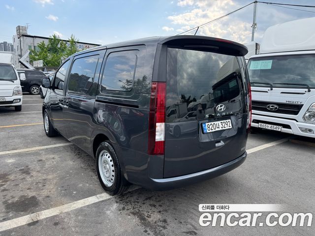Hyundai Staria Cargo 3-Seater Smart 2023 — фото 3