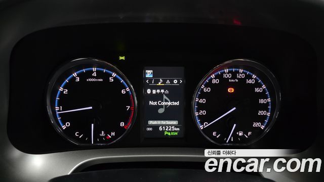 Toyota RAV4 2.5 2WD 4th 2017 — фото 8