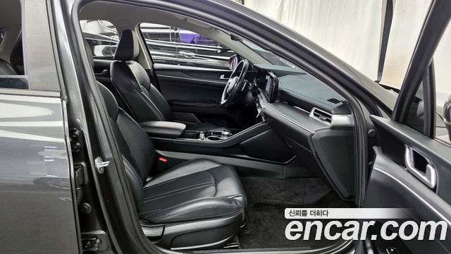 Kia K5 (III) 2.0 Prestige 2022 — фото 11