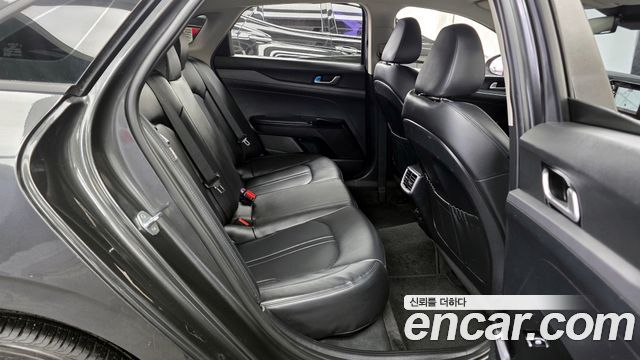 Kia K5 (III) 2.0 Prestige 2022 — фото 12