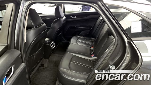 Kia K5 (III) 2.0 Prestige 2022 — фото 26