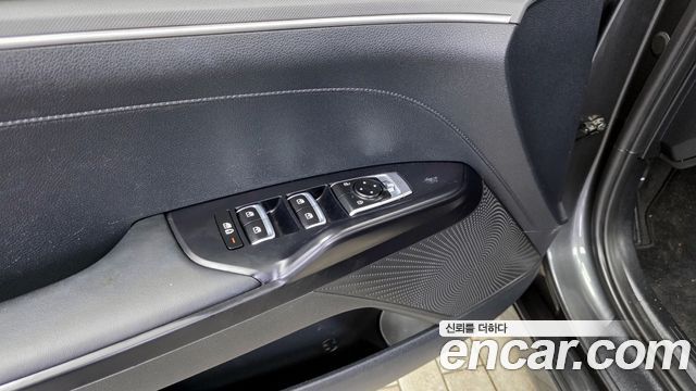 Kia K5 (III) 2.0 Prestige 2022 — фото 29
