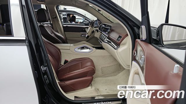 Mercedes-Benz GLS-Class (X167) Maybach GLS600 4MATIC 2021 — фото 15