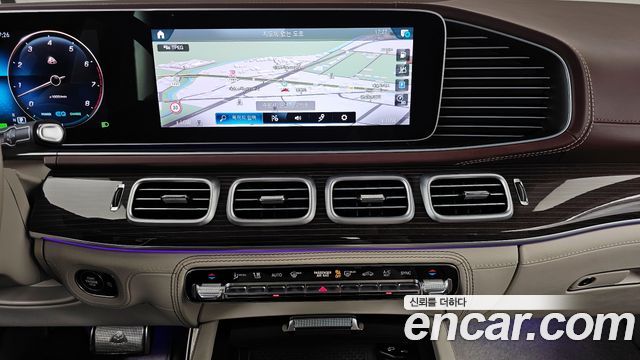 Mercedes-Benz GLS-Class (X167) Maybach GLS600 4MATIC 2021 — фото 18
