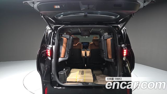 Toyota Alphard (IV) 2.5 HEV Executive AWD 2025 — фото 24