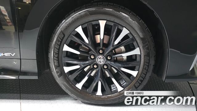 Toyota Alphard (IV) 2.5 HEV Executive AWD 2025 — фото 27