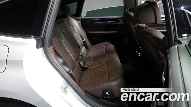 BMW 6 Series GT (G32) 630i xDrive M Sport 2024 — фото 12