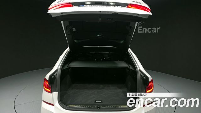 BMW 6 Series GT (G32) 630i xDrive M Sport 2024 — фото 20