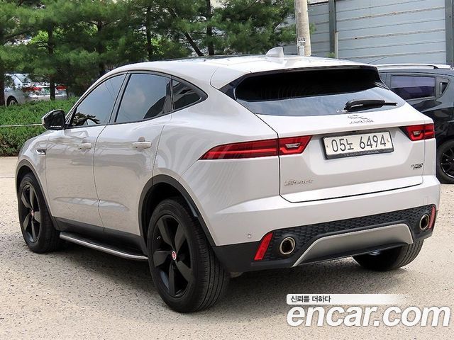 Jaguar E-PACE P250 SE 2018 — фото 3