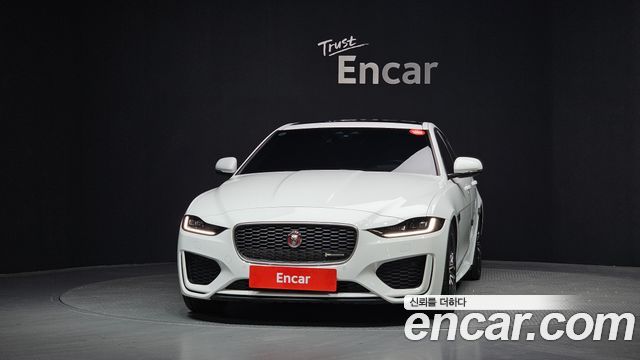 Jaguar XE D180 R-Dynamic S 2020 — фото 3