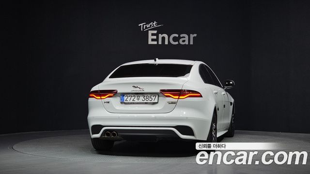 Jaguar XE D180 R-Dynamic S 2020 — фото 4