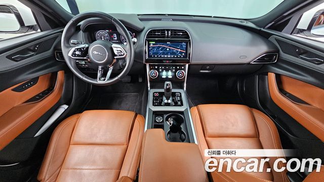 Jaguar XE D180 R-Dynamic S 2020 — фото 7